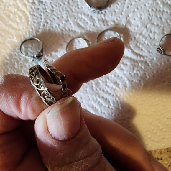 Vintage Sterling silver ring bundle sizes 2-4 - Picture 13 of 16